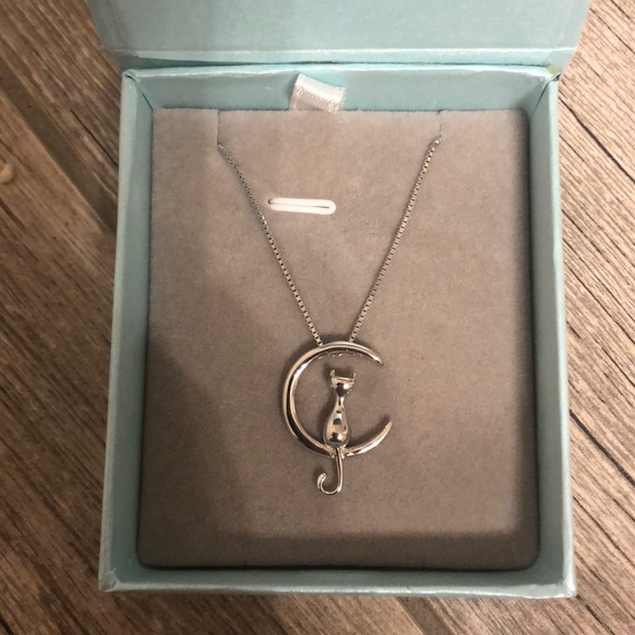 NWOT ~ Cat And Moon Necklace 🐈🌙 - Picture 2 of 2